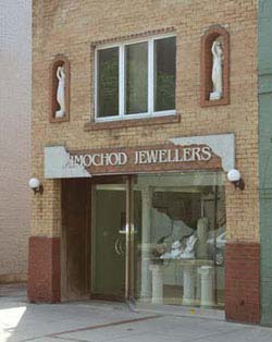 zimochod jewellers store front, 17 quebec street, downtown guelph